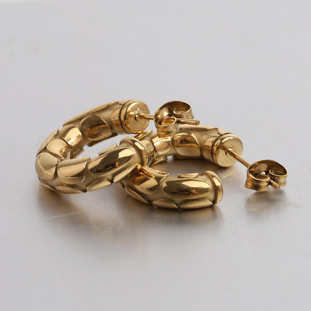 Daily Occasion Titanium Steel Material 1 Pair Simple Style Solid Color Plating Titanium Steel Gold Plated Ear Studs