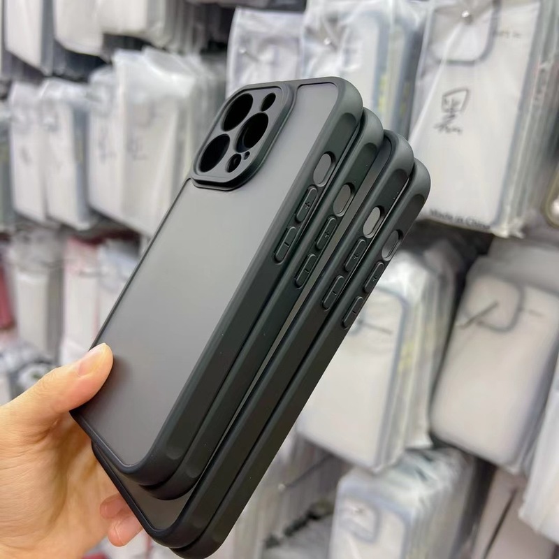 iPhone15promaxに適したつや消し肌の感触、細かい穴のオールインクルーシブブラックアーマーApple 14/16落下防止携帯電話ケース|undefined