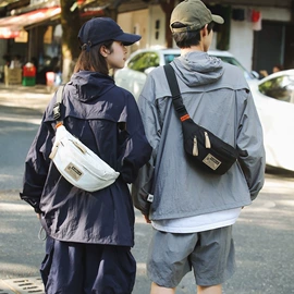 休闲背包;旅行包袋;通用双肩背包