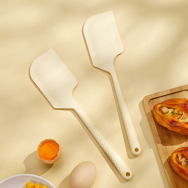 Silicone spatula baking tools birthday cake cream scraper spatula integrated kitchen household high temperature resistant spatula