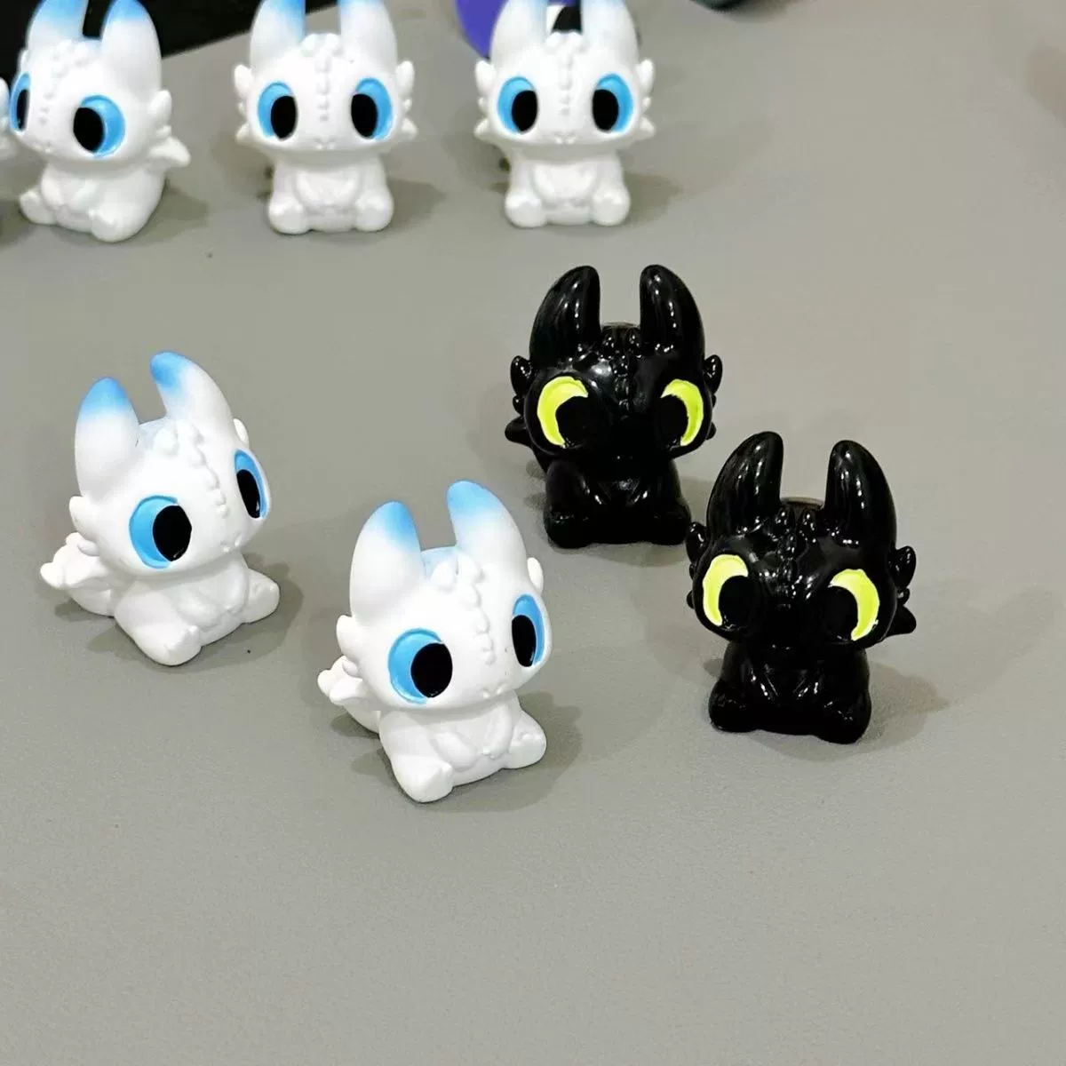 Милый брелок с динозавром трицератопсом, подвеска для сумки, креативный мультяшный мягкий пластиковый брелок для куклы, небольшой подарок, оптовая продажа