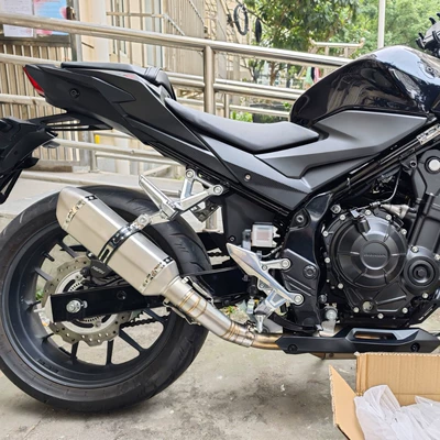 Motorcycle exhaust pipe — lossless straight upper modification