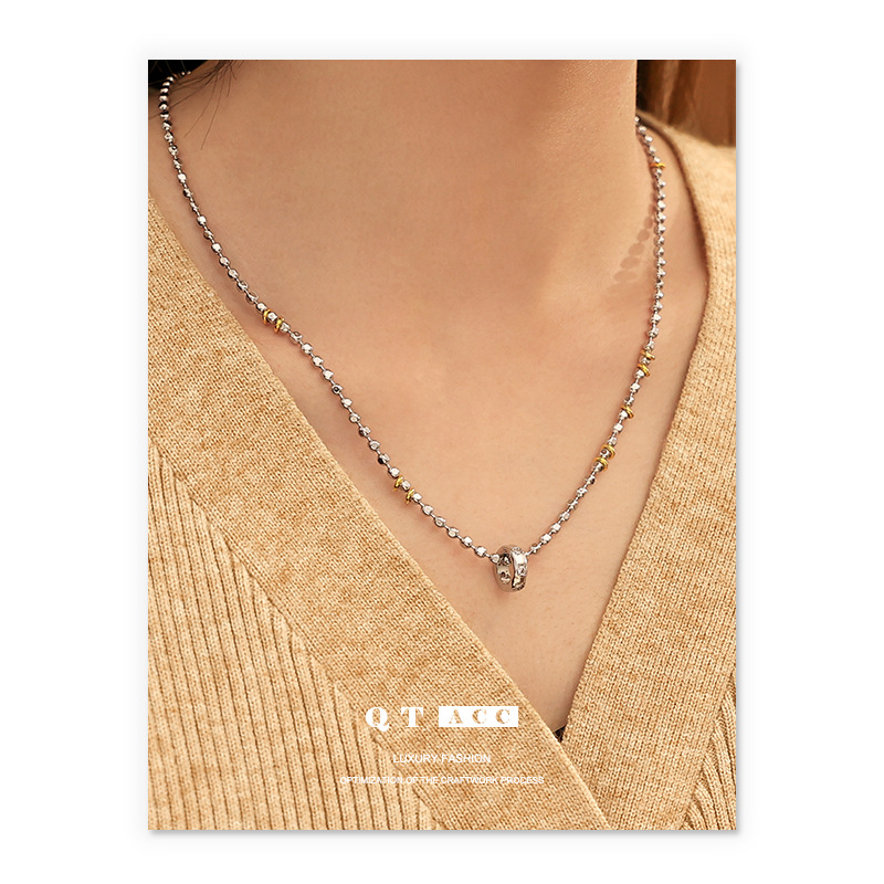 Retención de alto color Chapado en vacío de oro blanco ins vintage Net estilo rojo oro y plata collar de circón de dos colores collar de estilo nacional
