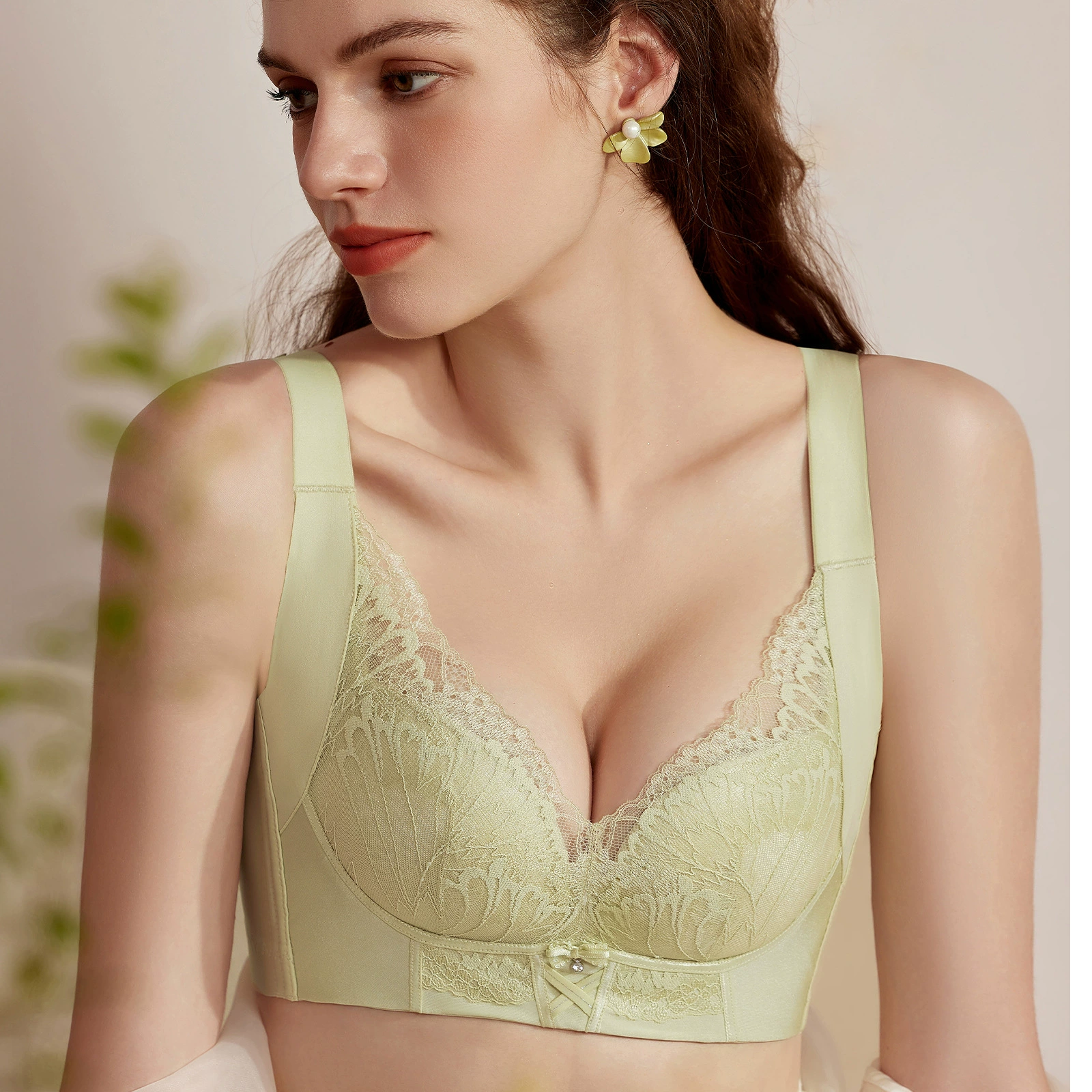 Huuan Juan Bird 8854 средней толщины AB чашка маленькая грудка собрана томарин массаж