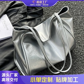 女士斜挎包;女士单肩包;女士双肩包