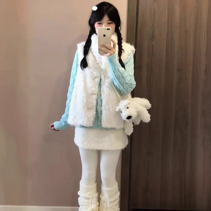 Gentle Atmosphere, Soft and Furry Vest for Women, Autumn and Winter Twist Round Neck Mint Green Sweater Cardigan Two-Piece Set