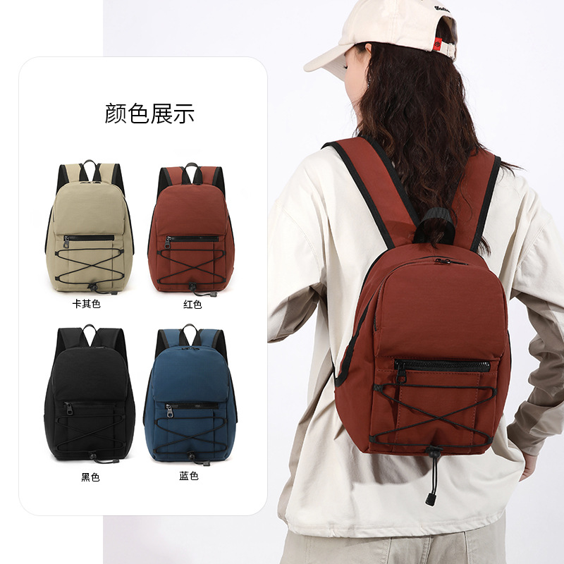 Ventas calientes de mochila pequeña y ligera para mujeres 2026 nueva mochila de nylon transfronteriza resistente a prueba de salpicaduras