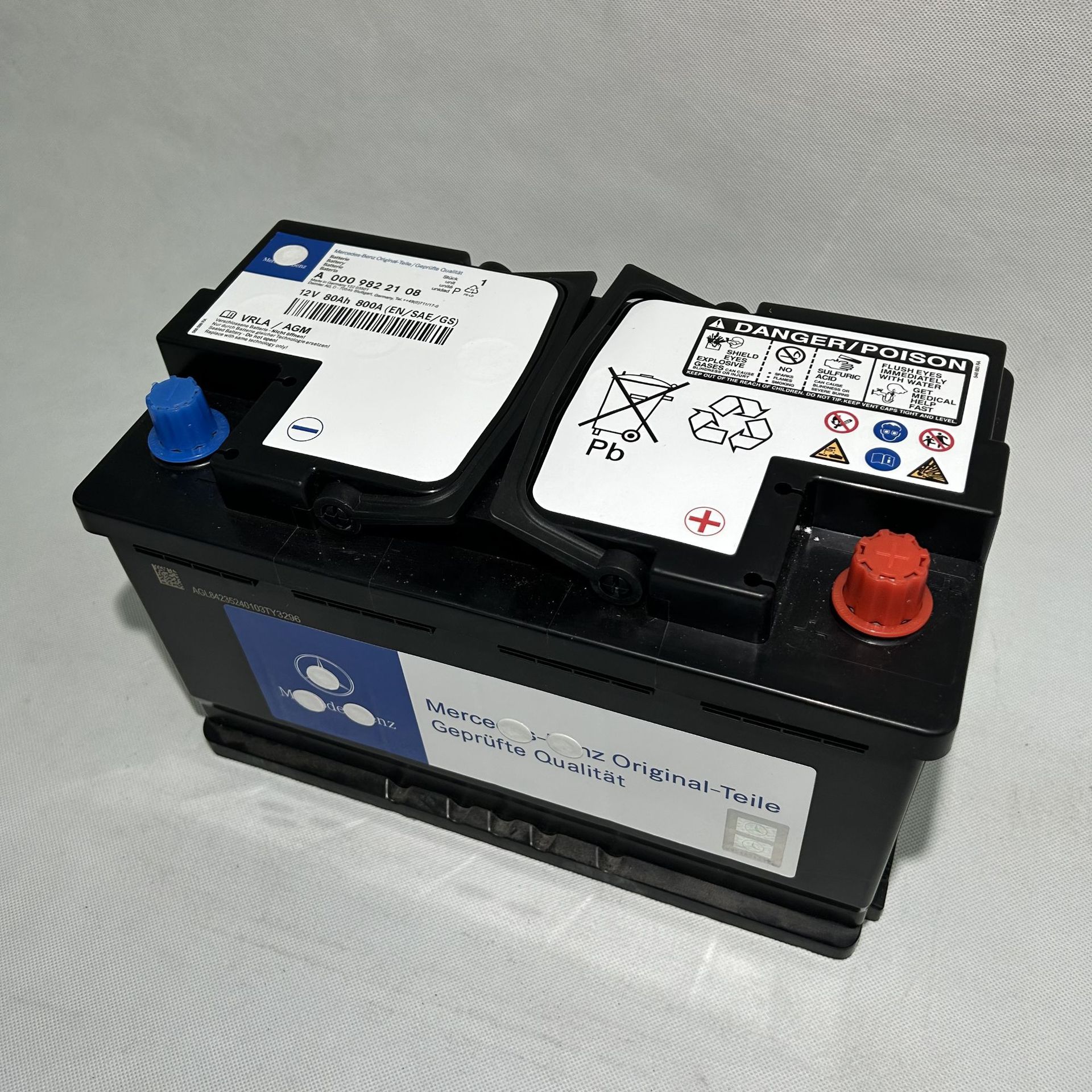 Suitable for Mercedes-Benz C200Glk300Agm Start-Stop Battery Glcla200Lglb200 Car Battery 80Ah
