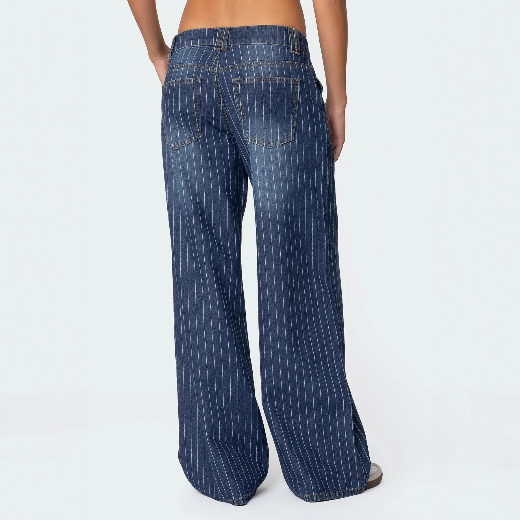 Low-Rise Striped Wide-Leg Jeans For Women – Vintage Distressed Denim Pants With Retro 90s Street Style (Blue Washed)_voghion.com