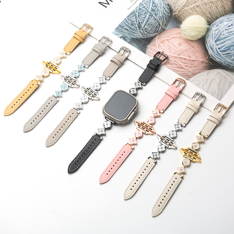 Suitable for Iwatch10 Watch Strap Apple S9 Watch Applewatch Metal Four-Leaf Clover S8 Leather S7 Women's Model S6