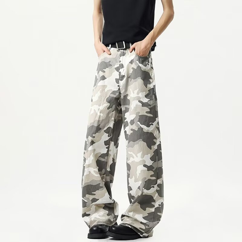 Japón de estilo neutro, pantalones de camuflaje de primavera y otoño para hombres, pantalones rectos, temperamento simple, jeans perezosos.