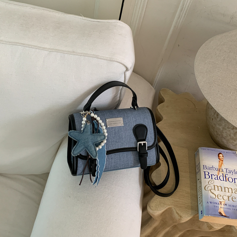 Nicho de diseño bolso de mano mujer 2026 nuevo exquisito bolso cuadrado de estilo extranjero mini mochila de alto nivel mochila image 9