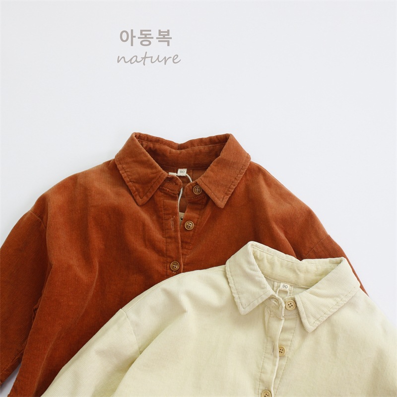 Camisas infantiles de primavera 2025, categoría A, camisas para niños estilo coreano, versátiles, con cuello vuelto, de pana, blusas para niñas, al por mayor.