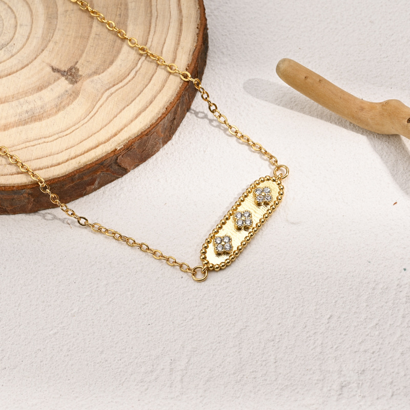 Fashion Four Leaf Clover Copper Bracelets Zircon Copper Bracelets