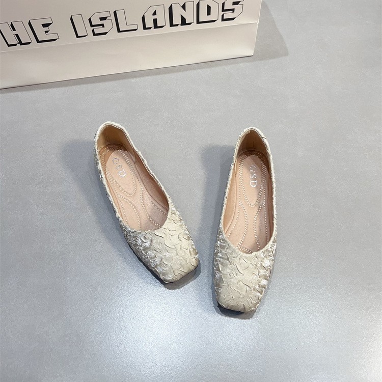 プリーツ加工の浅口スクエアトゥシューズ、春と秋のスカートに合うフラットシューズ、フラットシューズ、おばあちゃん靴、豆豆シューズ、レディースシューズ、ピュアカラー|undefined