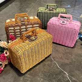 收纳篮/筐;圣诞树裙;女士手提包