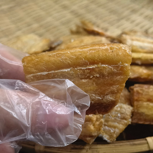 Internet celebrity grilled yellow croaker crispy hairtail crispy 500g crispy small yellow croaker ready-to-eat dried fish seafood snack food fish wholesale