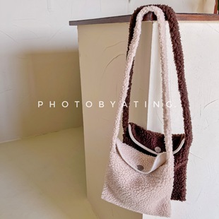 2025 Children's Clothing Autumn and Winter New Product Children's Lamb Velvet Shoulder Bag Girls Bag Matching Handy Gadget 21920