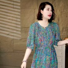 一件代发直播爆款时尚宽松版2025夏季新款时尚宽松收腰显瘦连衣裙