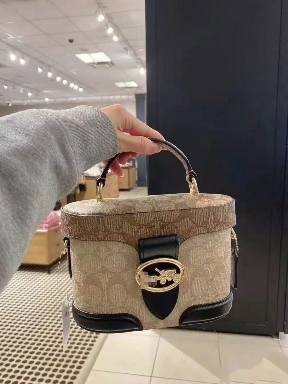 Cosmetic box, carriage, three color combinations "airplane gift box + gift bag"