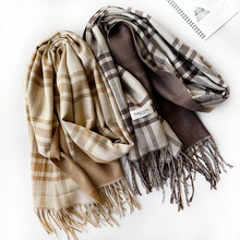 韩版格纹围巾女士秋冬高级感披肩保暖外搭流苏仿羊绒情侣格子围巾