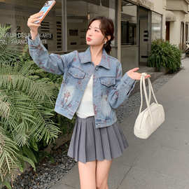 2026年春季新款休闲时尚减龄百搭又亲肤提升品质烫钻牛仔短外套