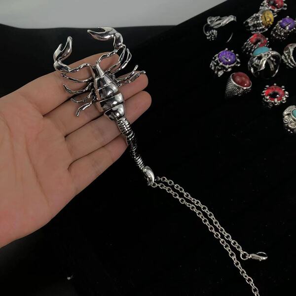 Fashionable ring for men and women