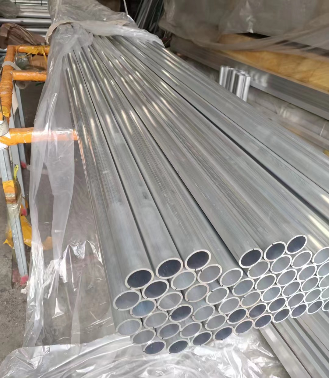 6061 6063矩形管180*65*2.5/3   180*80*6  150*150*2.5/6/10