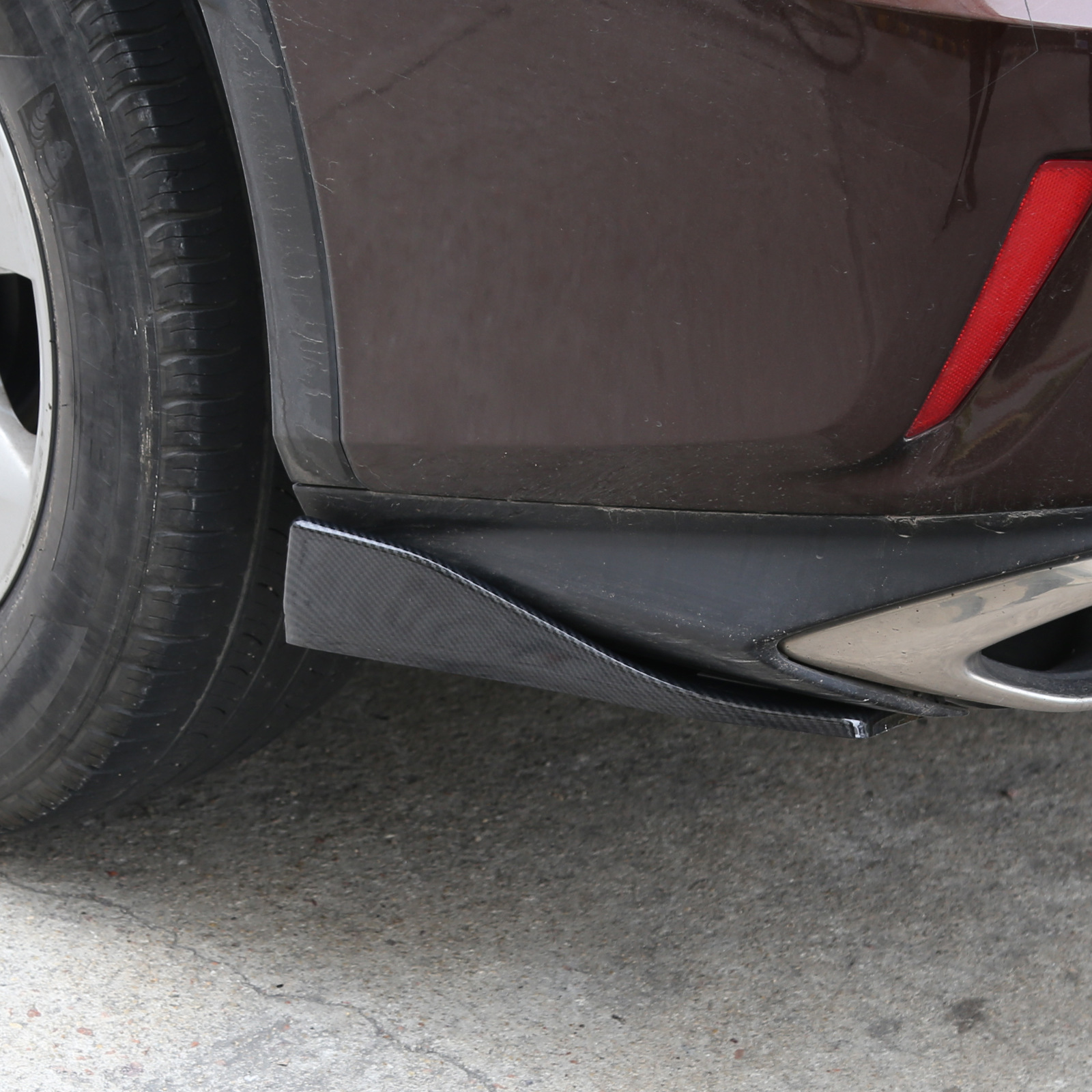 Universal Rear Angle Protector Image 8