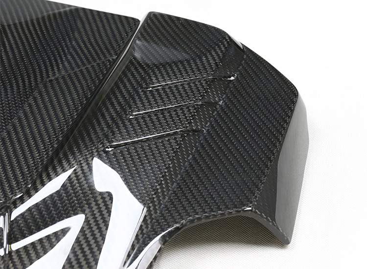 Suitable for BMW F10M5/F06/F12/F13 M6 modified dry carbon fiber engine cover hood