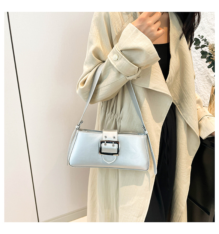 Uformell armhule for kvinner 2024 Ny enkel fransk pinne Fasjonabel vestlig stil Håndholdt pendlerskulder liten firkantet_voghion.com