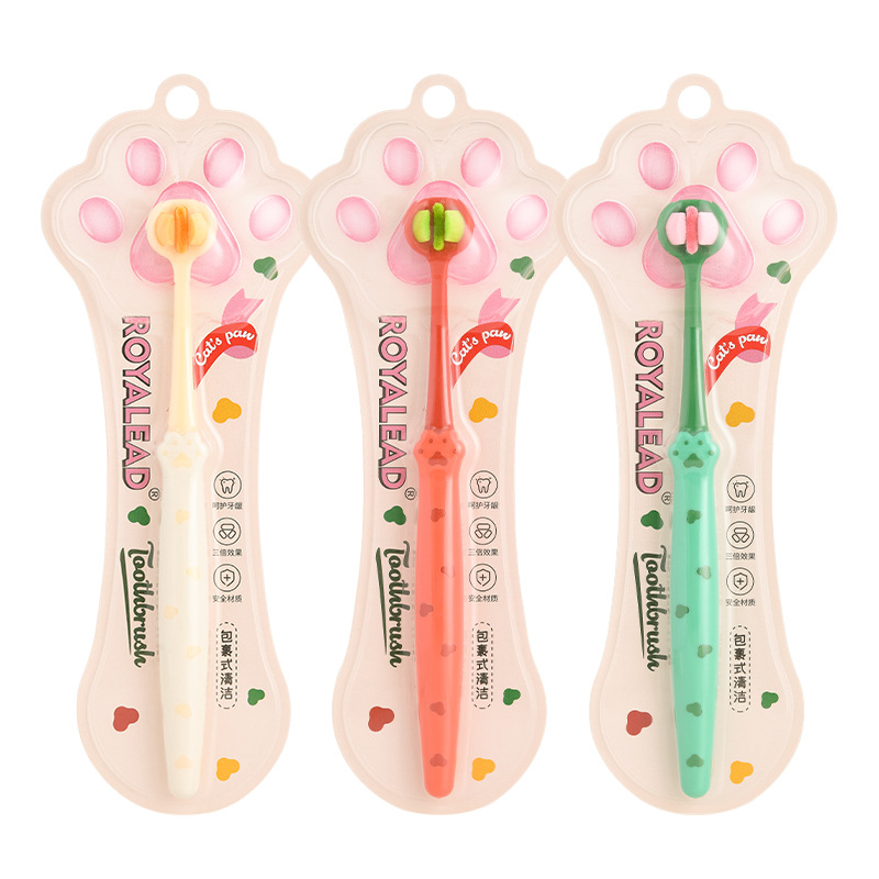 RAOYI garra de gato adulto cepillo de dientes de tres lados de pelo suave casero dopamina encías limpias cepillo de dientes de pelo suave fabricante al por mayor