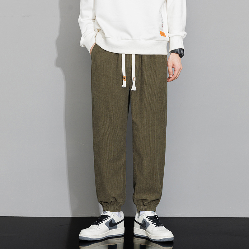 Военный зеленый