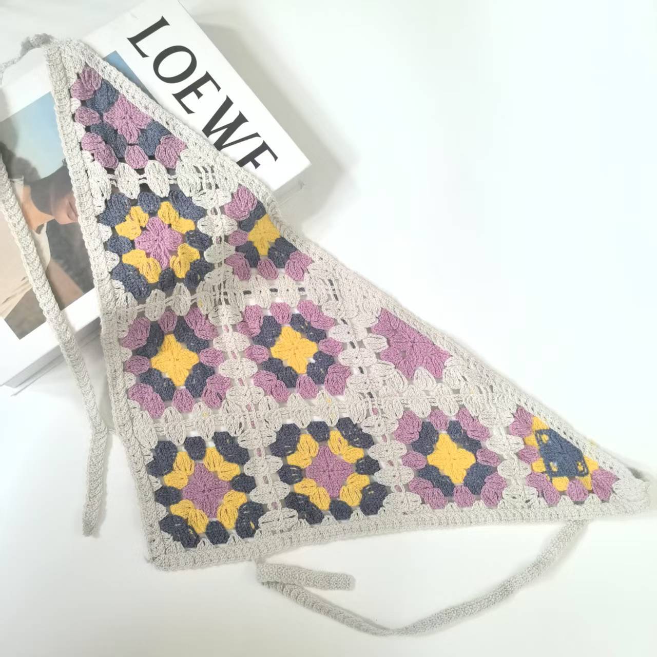 Francia cereza toallas triangulares mujeres primavera y otoño viajes padres-hijos gancho de punto flores hueco pañuelo de arte correa de pelo gorro