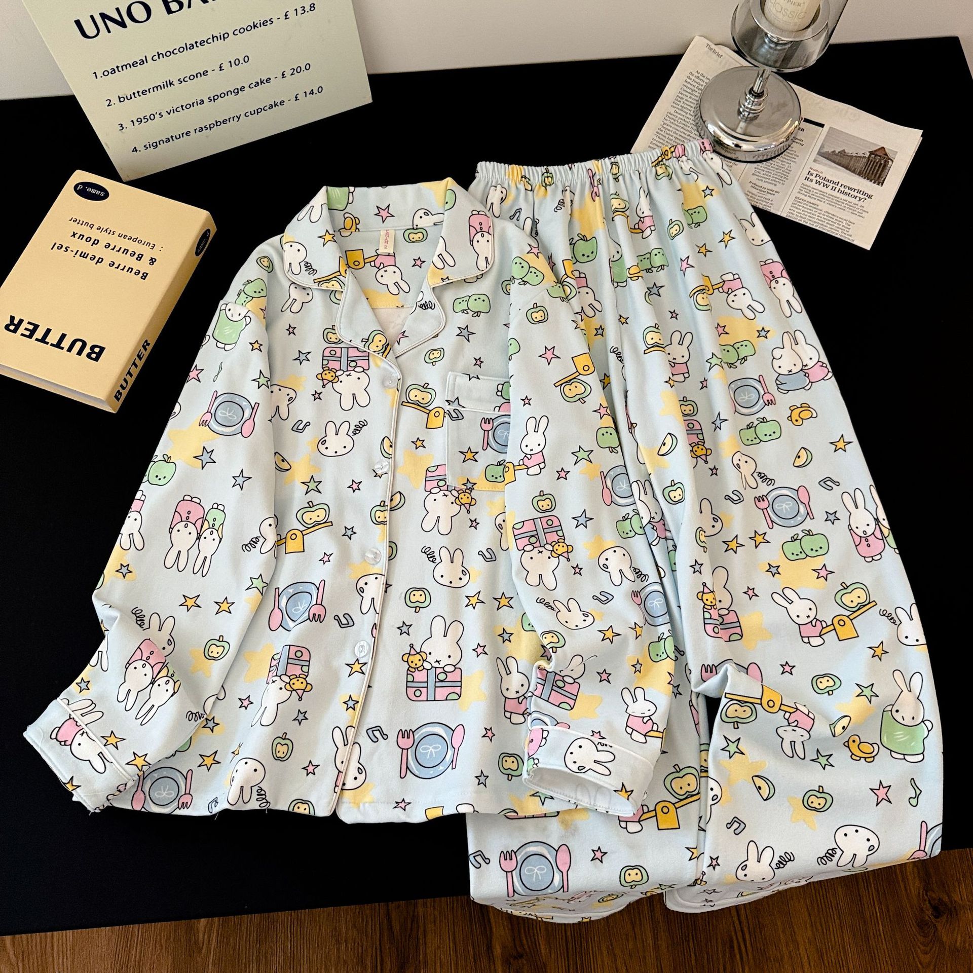 Al por mayor transfronterizo de camisa 260g pijamas de mujeres de dibujos animados otoño invierno cardigan cálido engrosado con solapa japonesa conjunto de ropa para el hogar