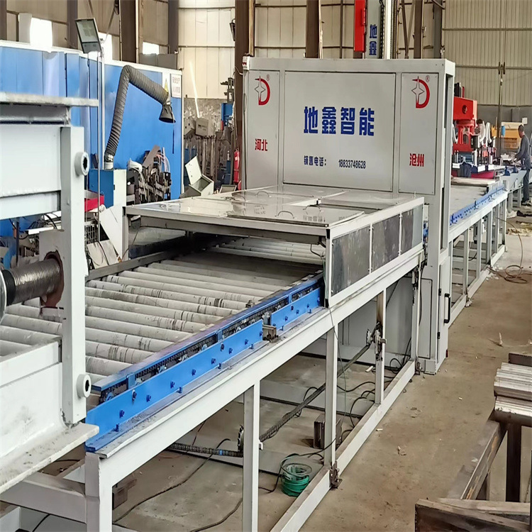 淋胶机设备压瓦机 沧州地鑫压瓦机 彩图板淋胶机