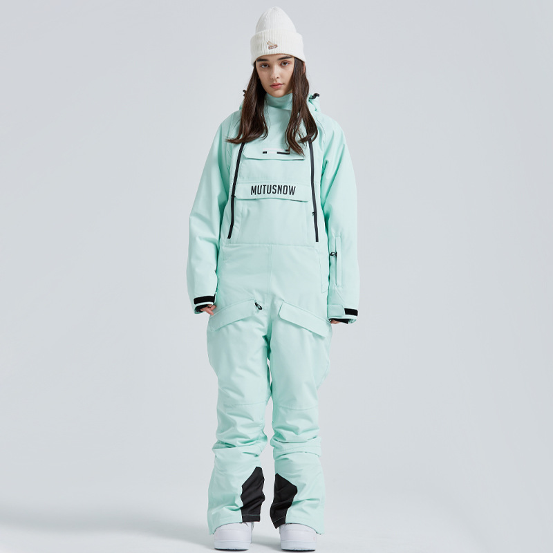 Mint green (the same paragraph of men and women)