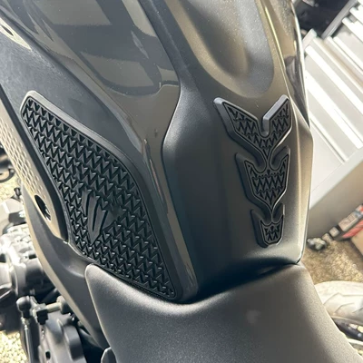 Yamaha MT-07 21-23 motorcycle: Motorcycle helmet anti-fog film