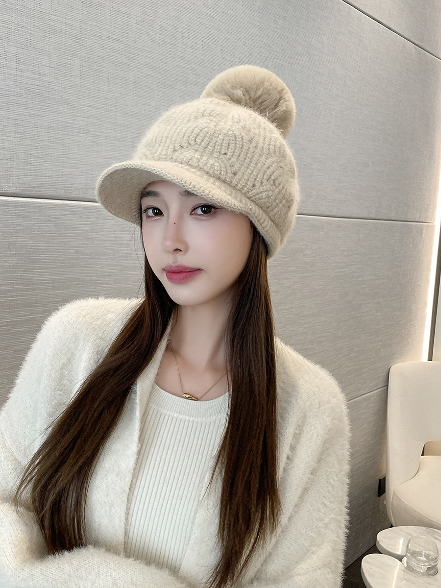 Herbst und Winter Samt Kaninchenfell Damen Baseballmütze Textur Pailletten Wollknäuel Gestrickte Entenschnabelmütze Trend Warme Mütze Garnmütze_voghion.com