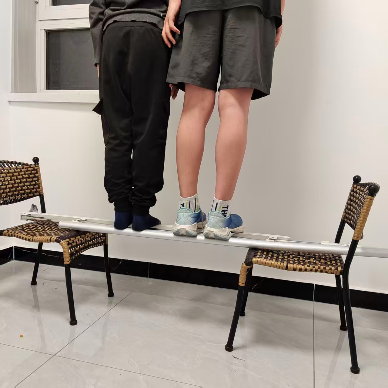 厂家直发床围栏宝宝防摔防护栏婴儿童防掉床边挡板加高折叠睡眠护