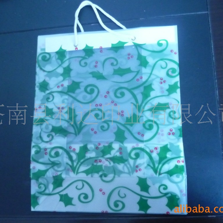 厂家直供HDPE立体塑料袋购物袋礼品袋服装袋棉绳提手打鸡眼