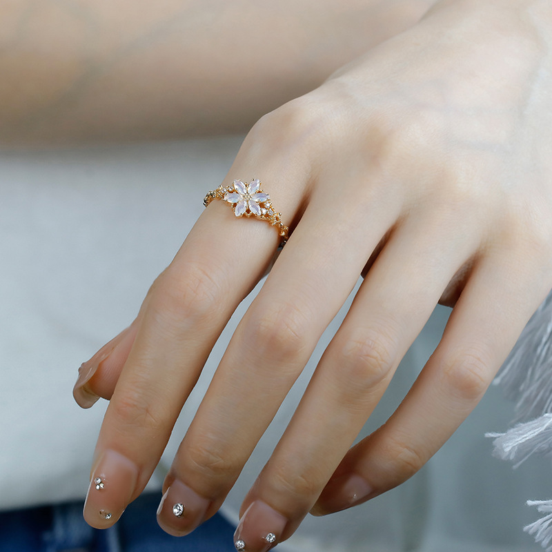 Holiday, Daily Occasion 925 Sterling Silver Zircon Flower Rings