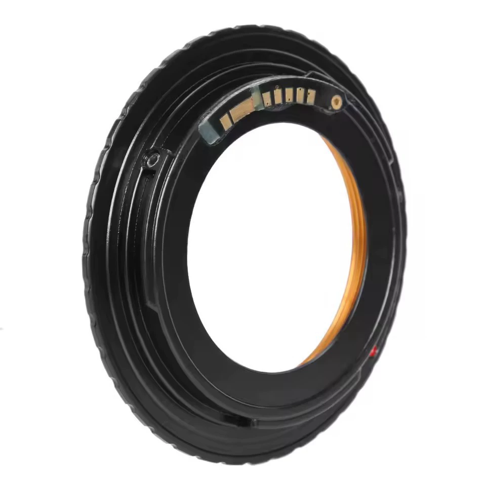 Объектив совместимый с камерой Canon с чипом