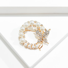 跨境韩版珍珠蝴蝶胸针女衣饰小众别针高档丝巾扣批发个性夸张胸花