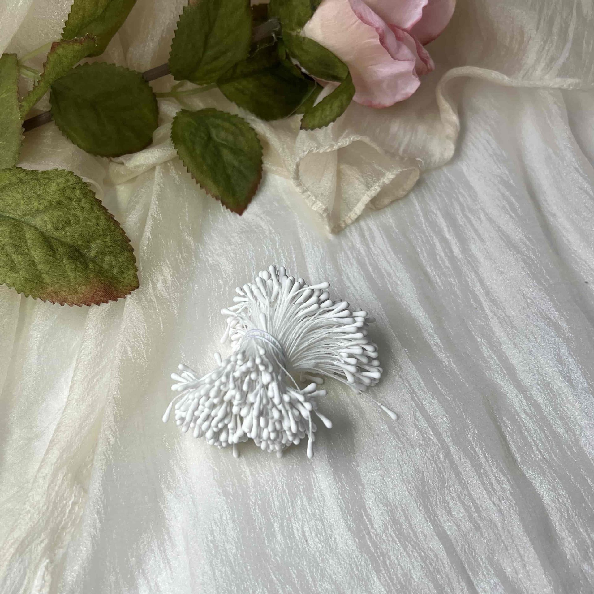 흰색 1 묶음 약 380개