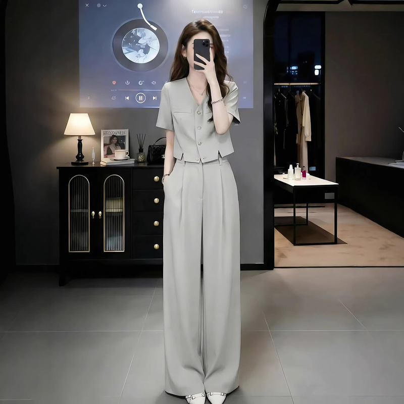 Professional Chanel-Style Women's Summer 2026 New Slim-Fit Elegant Trendy Age-Reducing Suit with Wide-Leg Pants Two-Piece Set