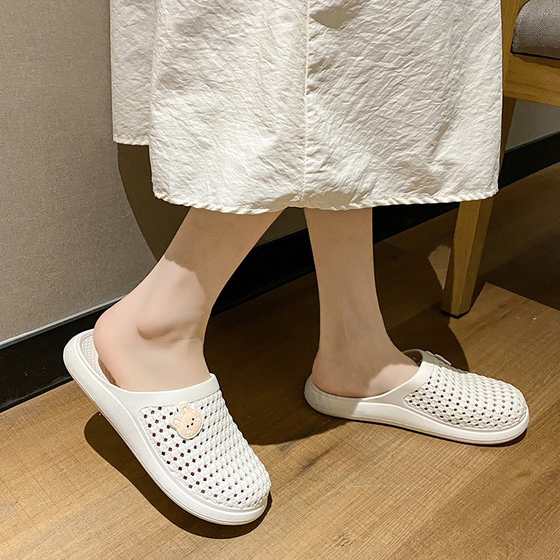 2025 nuevas sandalias y pantuflas para mujer, zapatos de playa vacíos, zapatos con agujeros, zapatillas de casa transpirables de fondo plano de moda y cómodas