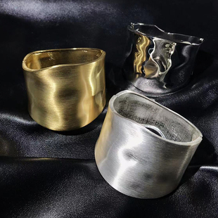 �������z���Ԍ����CŮС���p�ݸ߼����R���֭h�r�Џ͹��䵭�L���