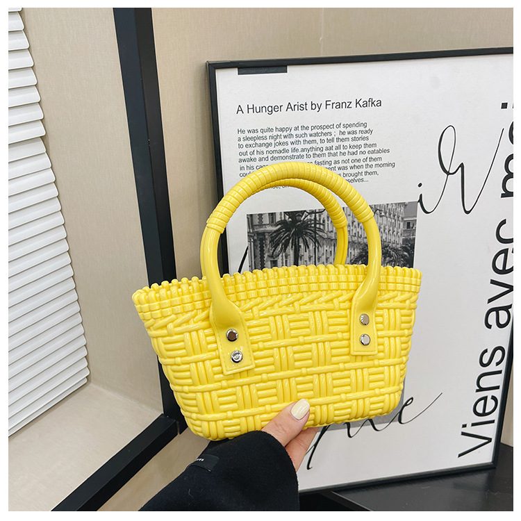 2025 New trendy and versatile crossbody mini vegetable basket jelly bag, fashionable hand-held woven bag, mini tote women's bag undefined