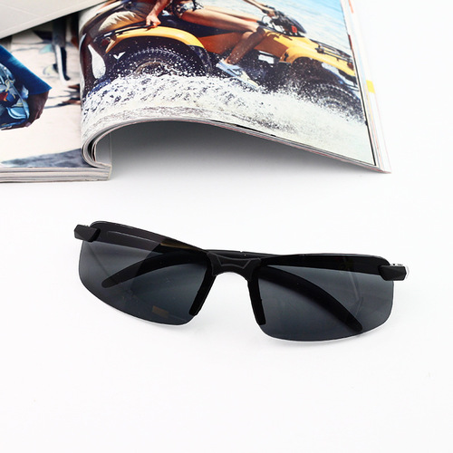 New sunglasses, outdoor driving glasses, fishing glasses, cycling day and night sunglasses, windproof glasses 3043 one piece drop shipping